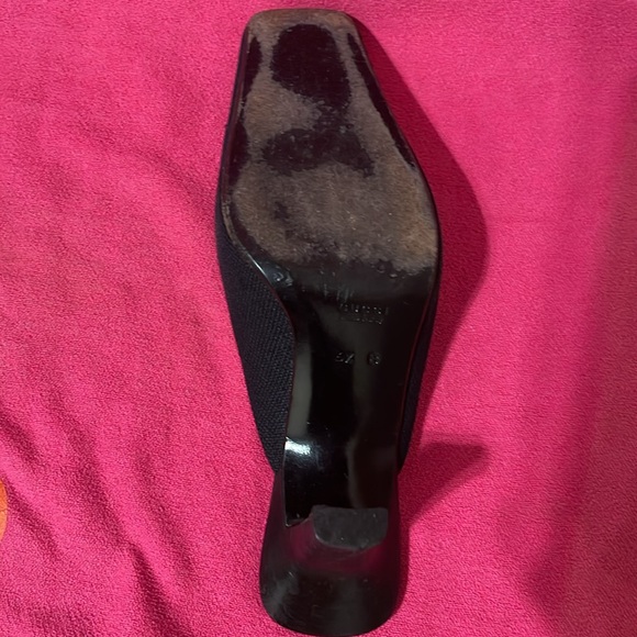 Gucci slides 3 1/2 heel - Picture 2 of 8